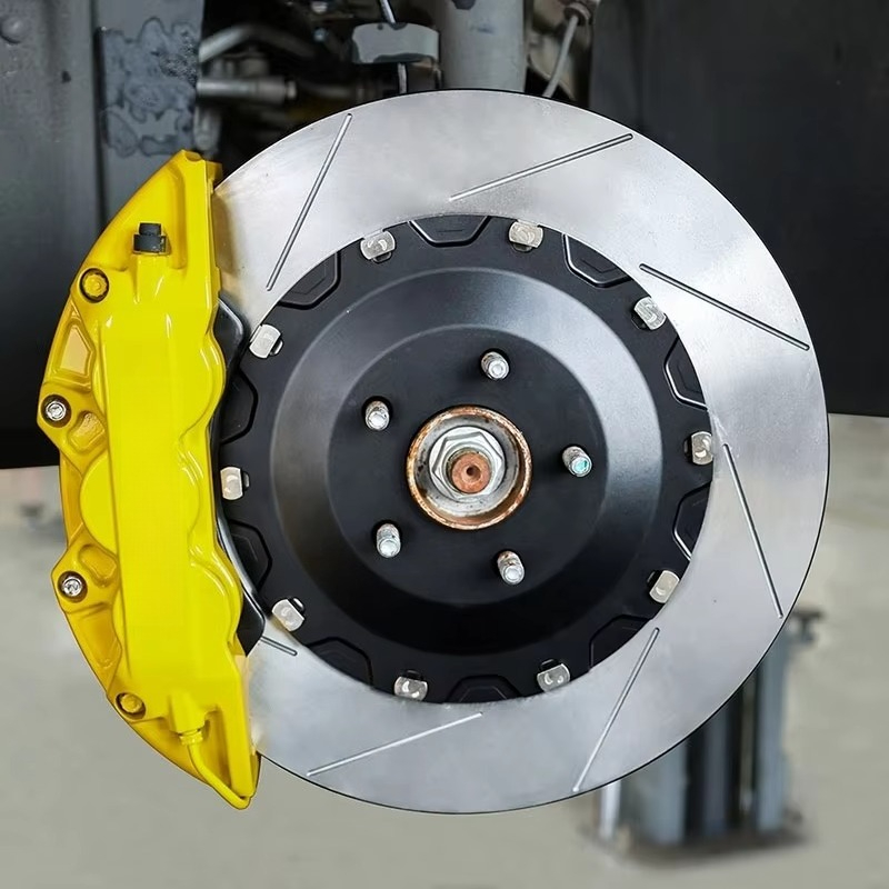 Özelleştirilebilir Hafif Ön ve - Forged Front Brake Caliper 4 Piston incelemesi ve fiyatı